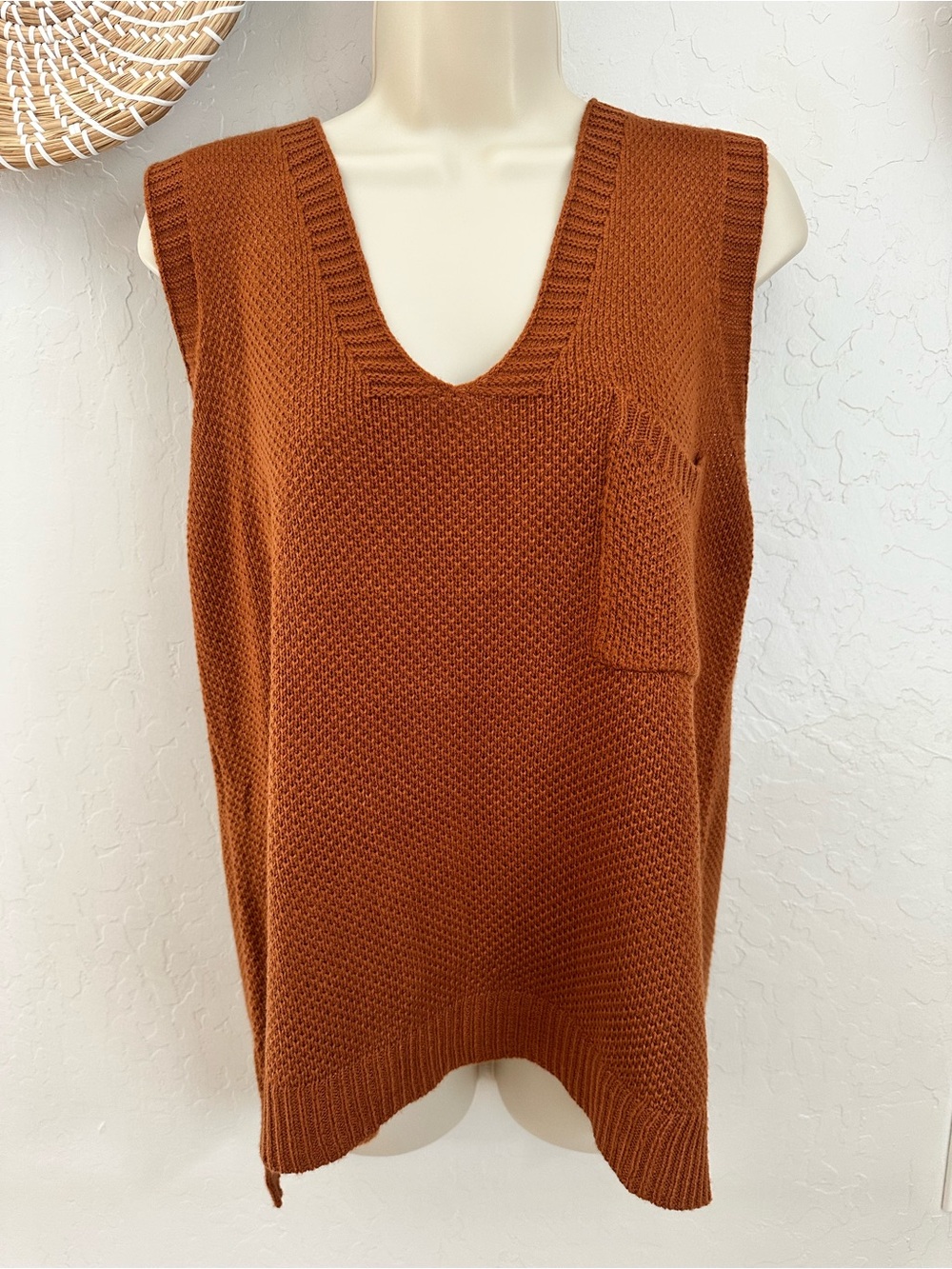 SHEIN GlowEve V-Neck Loose Pocket Sweater Vest. Size XL